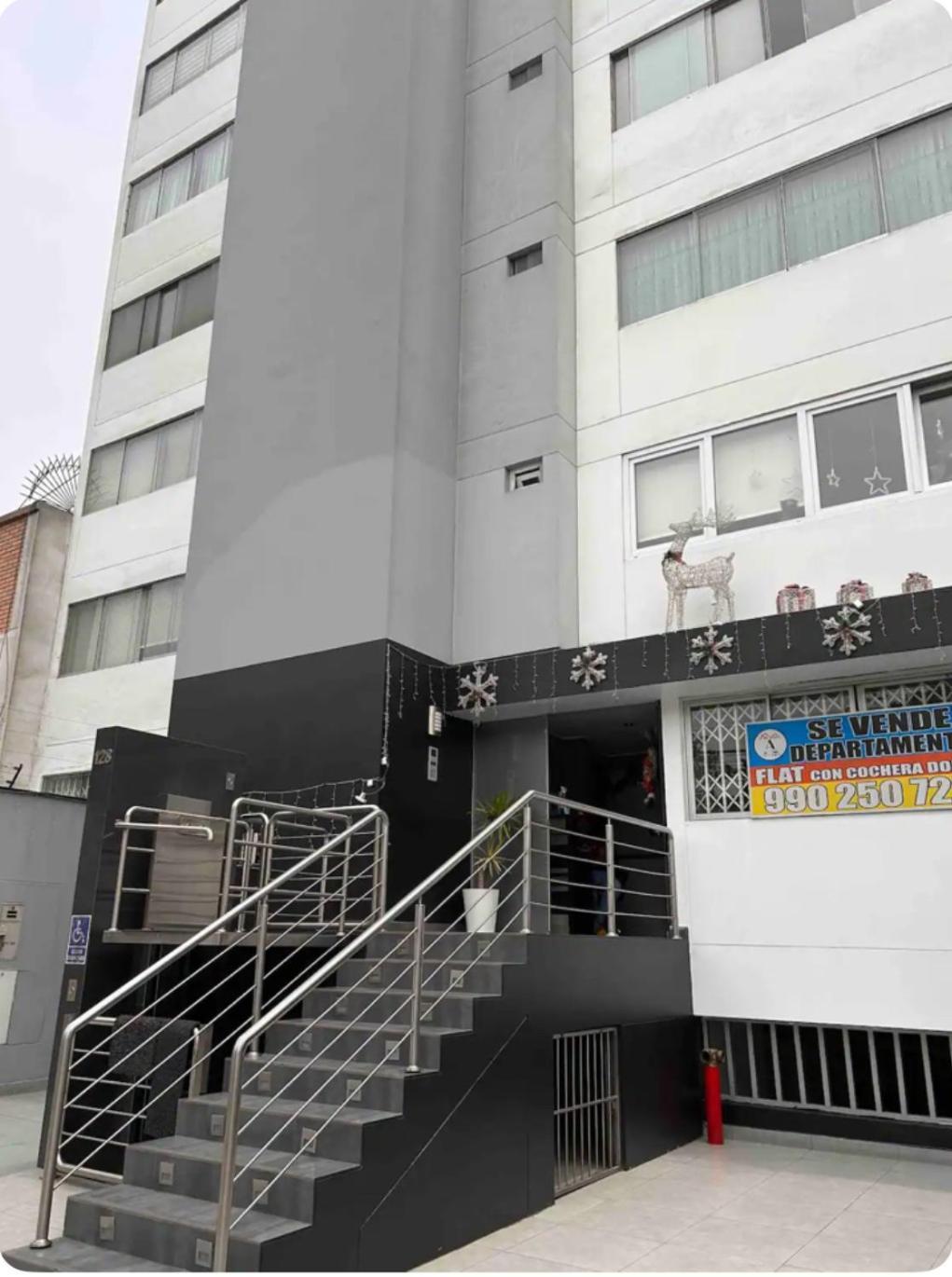 Casa De Huespedes En Surco 3hab * Lima